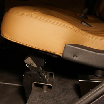 Набор для удлинения задних сидений Kahn Design для Land Rover Defender 110