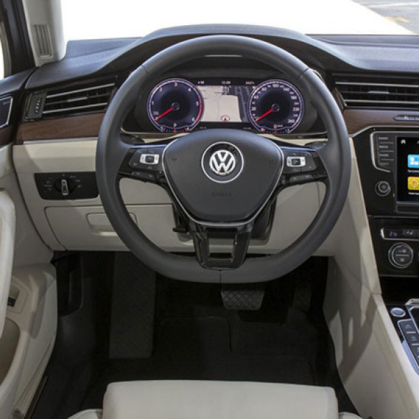 Мультимедийный навигационный блок Carsys для Volkswagen Passat