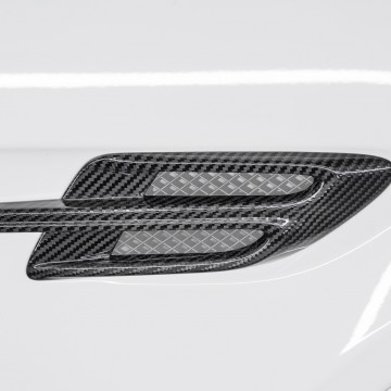 Карбоновые накладки на воздухозаборники крыльев для Bentley Bentayga Копия
