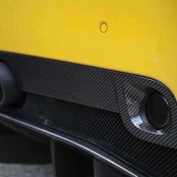 Карбоновые панели вокруг противотуманок для Ferrari 458 Speciale