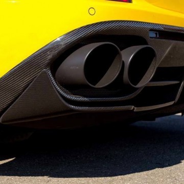 Карбоновые рассекатели горизонтальные в диффузор нижние Novitec Style для Ferrari California