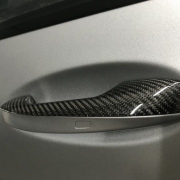 Карбоновые вставки в дверные ручки для Mercedes-Benz AMG GTS