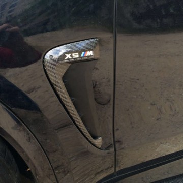 Карбоновые жабры в передние крылья для BMW X5 M F85