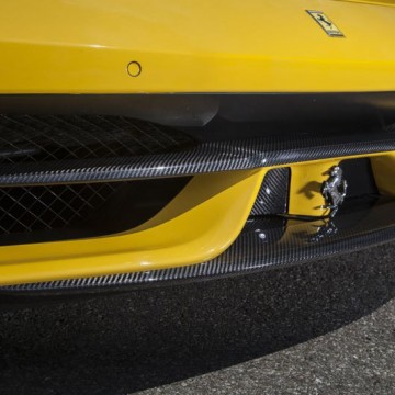 Карбоновый спойлер переднего бампера для Ferrari 458 Speciale