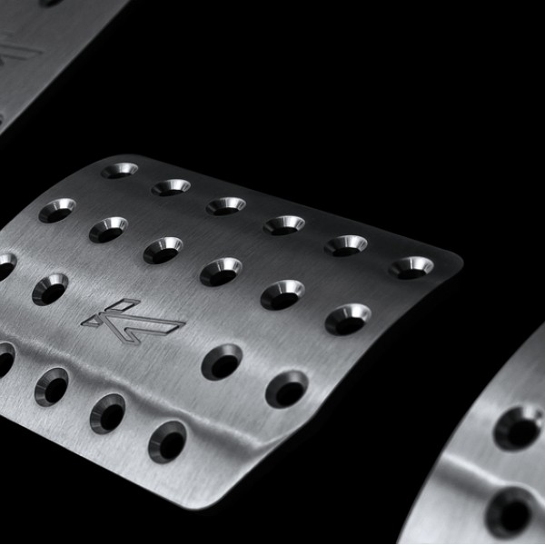 Алюминиевые педали Kahn Design для Porsche Cayenne